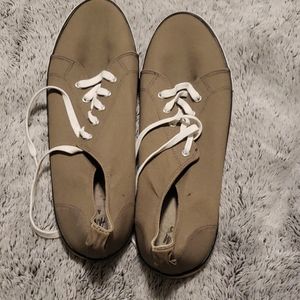 H and m low profile sneakers